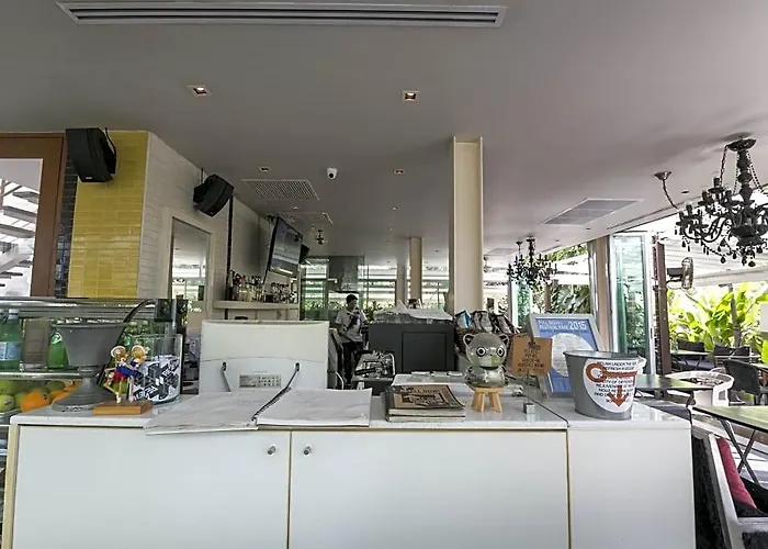 Refillnow! Hostal *